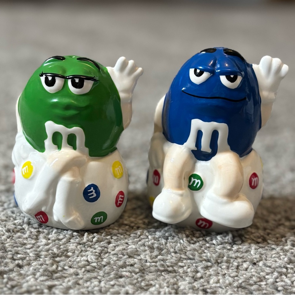 M&M's Green and Blue Character salt, and pepper shakers